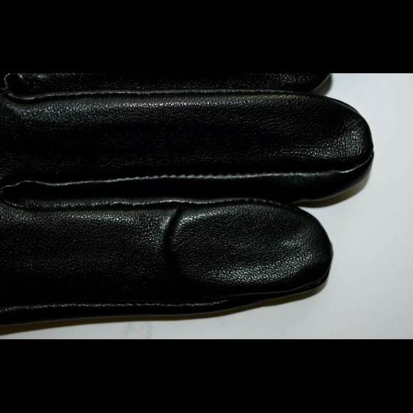 NWT Michael Kors Lambskin Leather Logo Touch Screen Gloves Black Buttery soft M - Picture 7 of 11